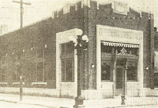 Black and white photo of building.